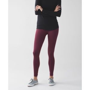 lululemon athletica Zone In Tight in Wine Berry